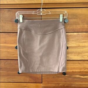 lululemon Scuba High Rise Mini Skirt in Taupetastic Size XS